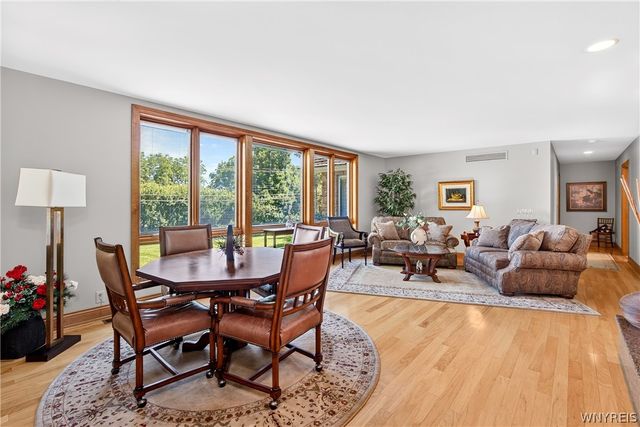 7845 Jewett Holmwood Road, Orchard Park, NY 14127
