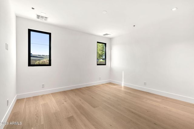 3801 N 64TH Street, Scottsdale, AZ 85251