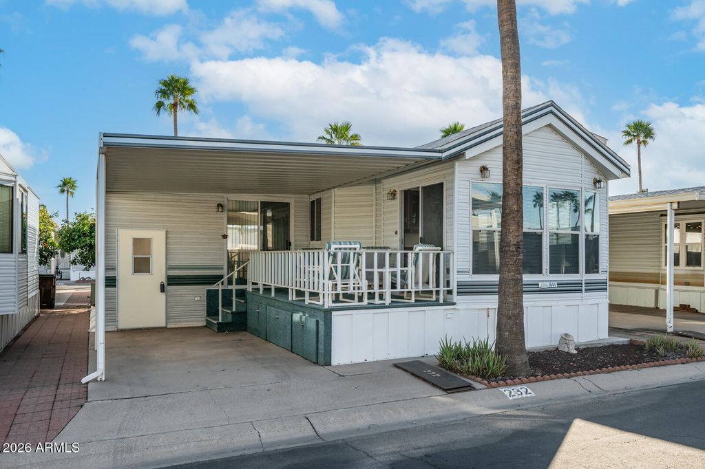 232 Aquamarine Drive 232, Apache Junction, AZ 85119 — exterior