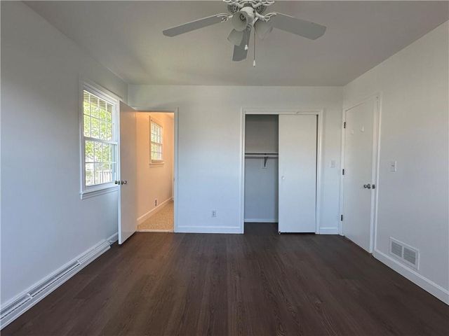 11 Pocono Road, Middletown, RI 02842