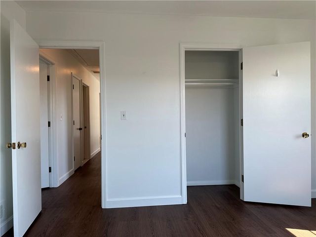 11 Pocono Road, Middletown, RI 02842