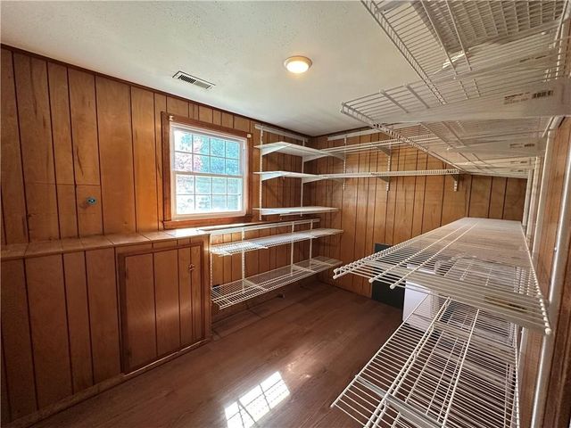 11 Pocono Road, Middletown, RI 02842