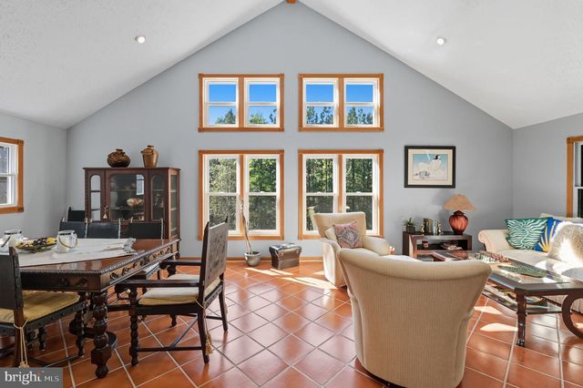 377 RAINBOW WAY, Front Royal, VA 22630