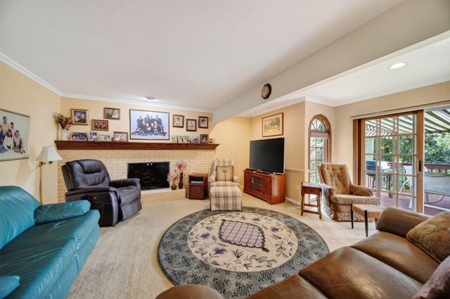 1002 RUTH Avenue, Erie, PA 16509