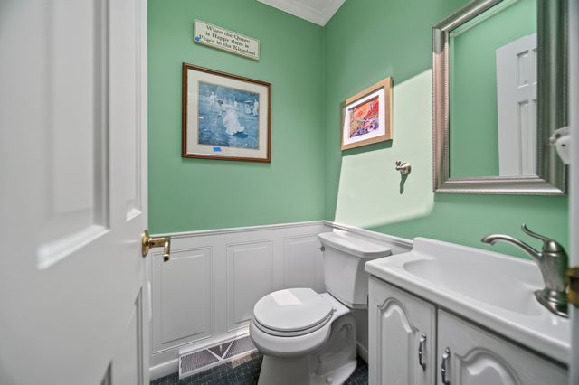 1002 RUTH Avenue, Erie, PA 16509