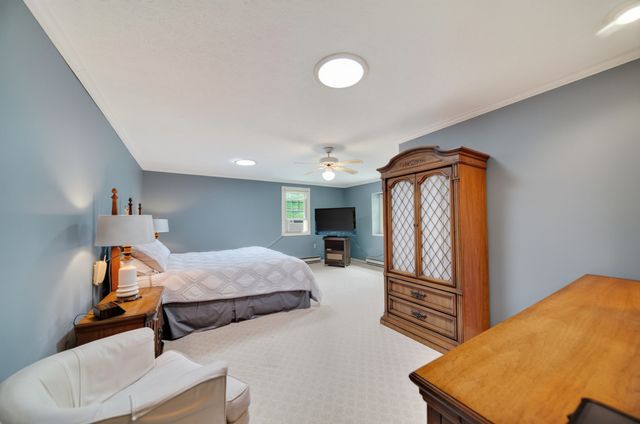 1002 RUTH Avenue, Erie, PA 16509