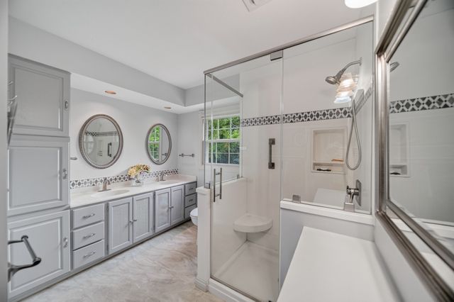 1002 RUTH Avenue, Erie, PA 16509