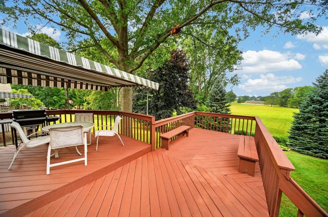 1002 RUTH Avenue, Erie, PA 16509
