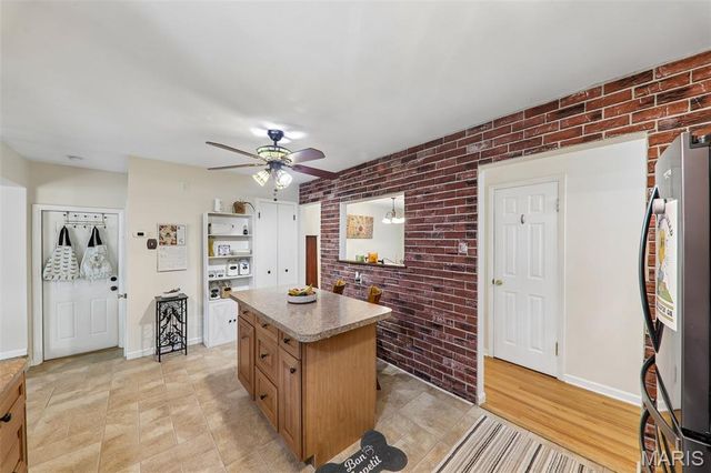 3520 Glen Bay Drive, St Louis, MO 63125