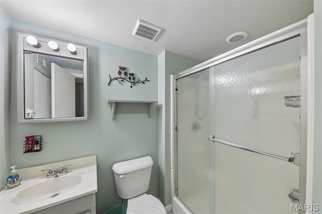 3520 Glen Bay Drive, St Louis, MO 63125