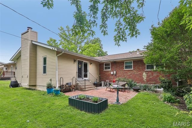 3520 Glen Bay Drive, St Louis, MO 63125