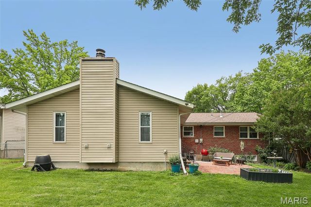 3520 Glen Bay Drive, St Louis, MO 63125
