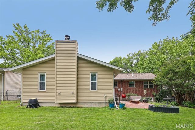 3520 Glen Bay Drive, St Louis, MO 63125