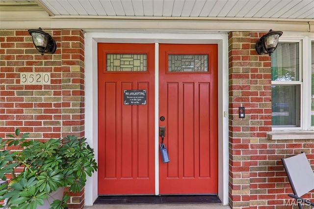 3520 Glen Bay Drive, St Louis, MO 63125