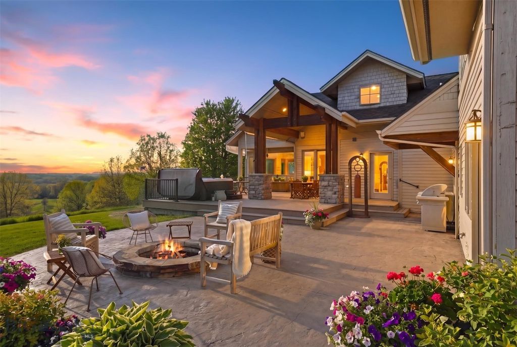 585 Wildrose Lane, Bozeman, MT 59715 photo 2