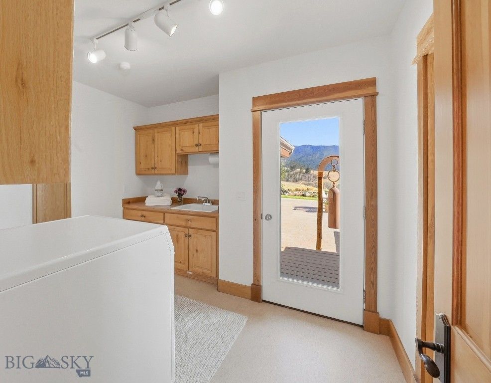 585 Wildrose Lane, Bozeman, MT 59715 photo 90