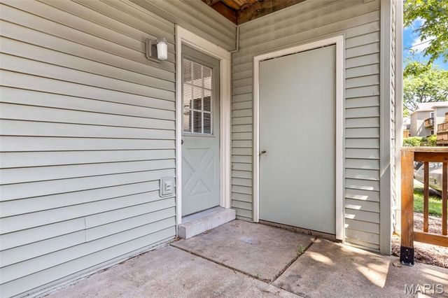 1426 Thrush Place, St Louis, MO 63144
