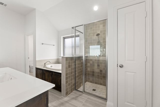 148 Trinity Street, Grandview, TX 76050