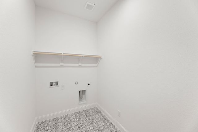 148 Trinity Street, Grandview, TX 76050