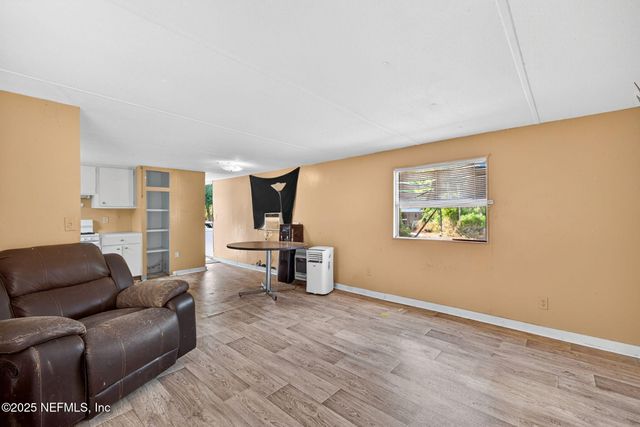 241 OLEANDER Street, Pomona Park, FL 32181