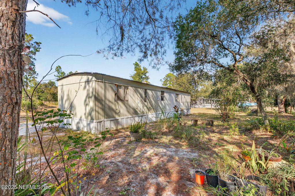 241 OLEANDER Street, Pomona Park, FL 32181