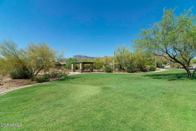 6744 E HACIENDA LA NORIA Lane, Gold Canyon, AZ 85118