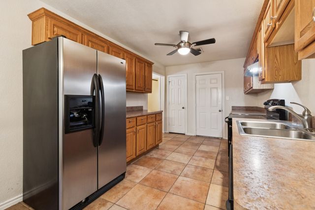 5602 Overridge Drive, Arlington, TX 76017