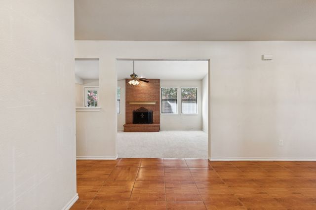 5602 Overridge Drive, Arlington, TX 76017