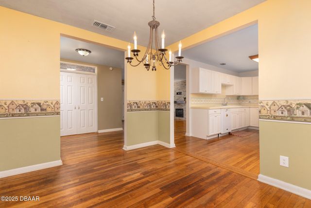 7915 Breezy Point Road W, Melrose, FL 32666