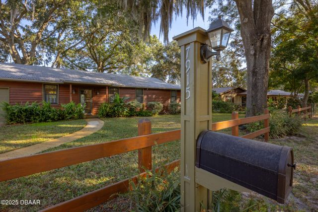 7915 Breezy Point Road W, Melrose, FL 32666