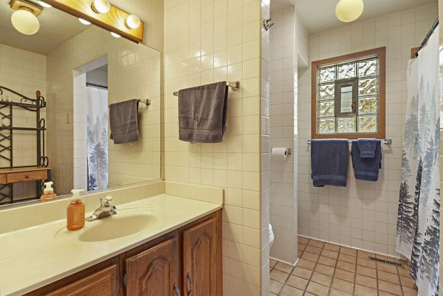 N7307 Mariner Hills CIRCLE, Elkhorn, WI 53121