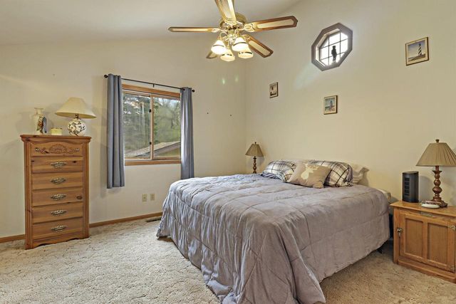 N7307 Mariner Hills CIRCLE, Elkhorn, WI 53121