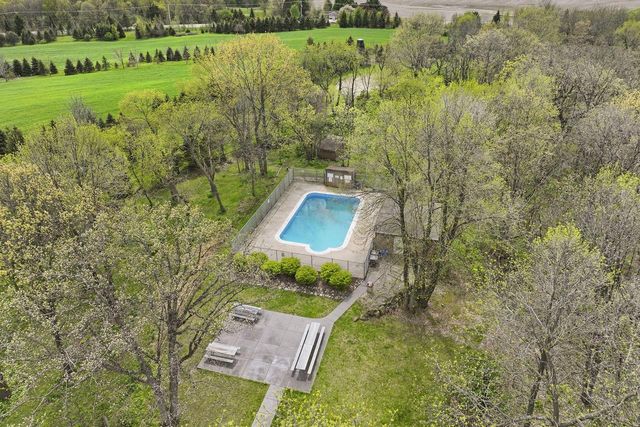 N7307 Mariner Hills CIRCLE, Elkhorn, WI 53121