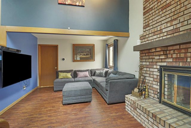 N7307 Mariner Hills CIRCLE, Elkhorn, WI 53121