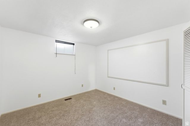 488 E 250 S, Hyde Park, UT 84318