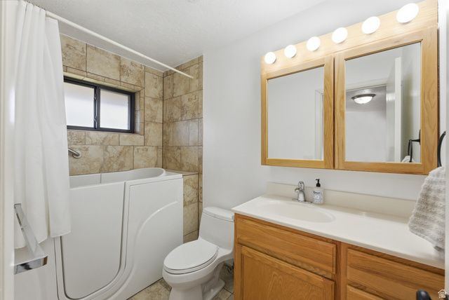 488 E 250 S, Hyde Park, UT 84318