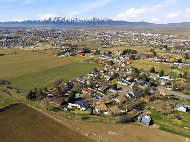 488 E 250 S, Hyde Park, UT 84318