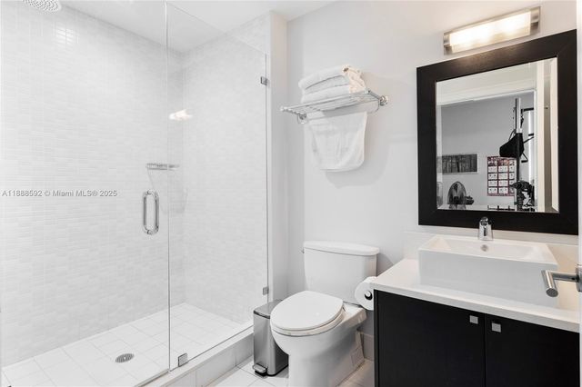 5300 NW 87th Ave 1212, Doral, FL 33178