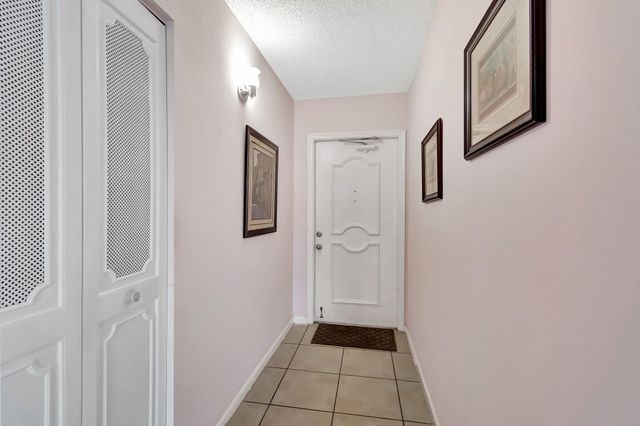 14623 Bonaire Boulevard 502, Delray Beach, FL 33446