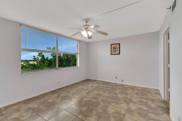 14623 Bonaire Boulevard 502, Delray Beach, FL 33446
