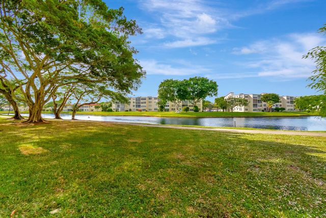 14623 Bonaire Boulevard 502, Delray Beach, FL 33446