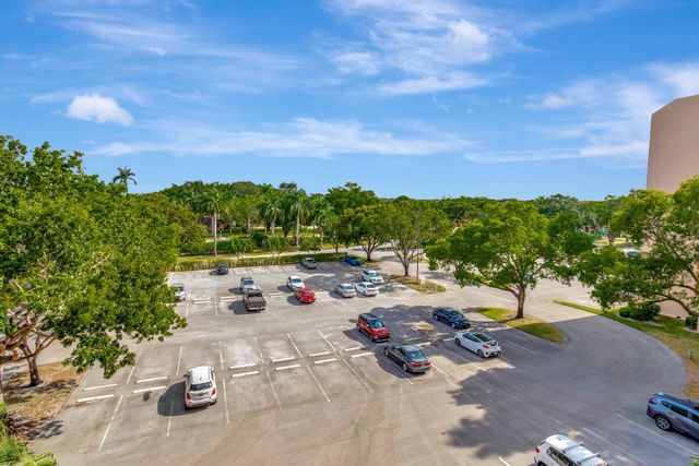 14623 Bonaire Boulevard 502, Delray Beach, FL 33446