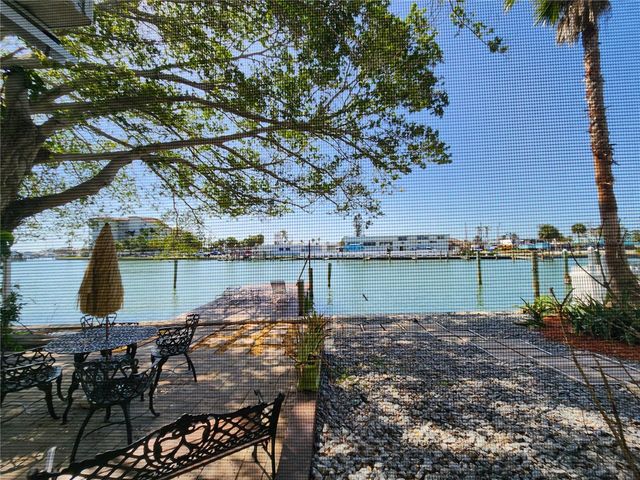 155 110TH AVENUE 2, Treasure Island, FL 33706