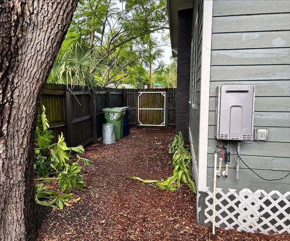 4922 N SUWANEE AVENUE, Tampa, FL 33603