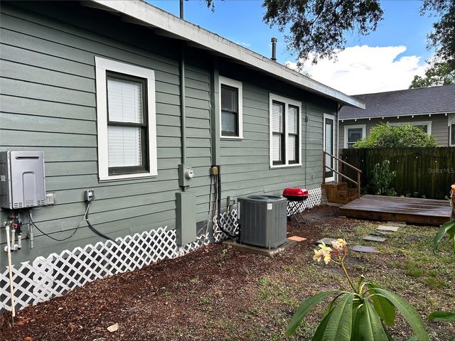 4922 N SUWANEE AVENUE, Tampa, FL 33603