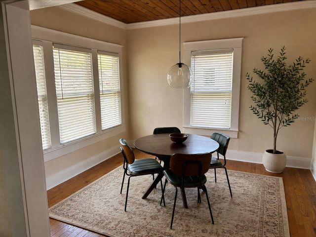 4922 N SUWANEE AVENUE, Tampa, FL 33603