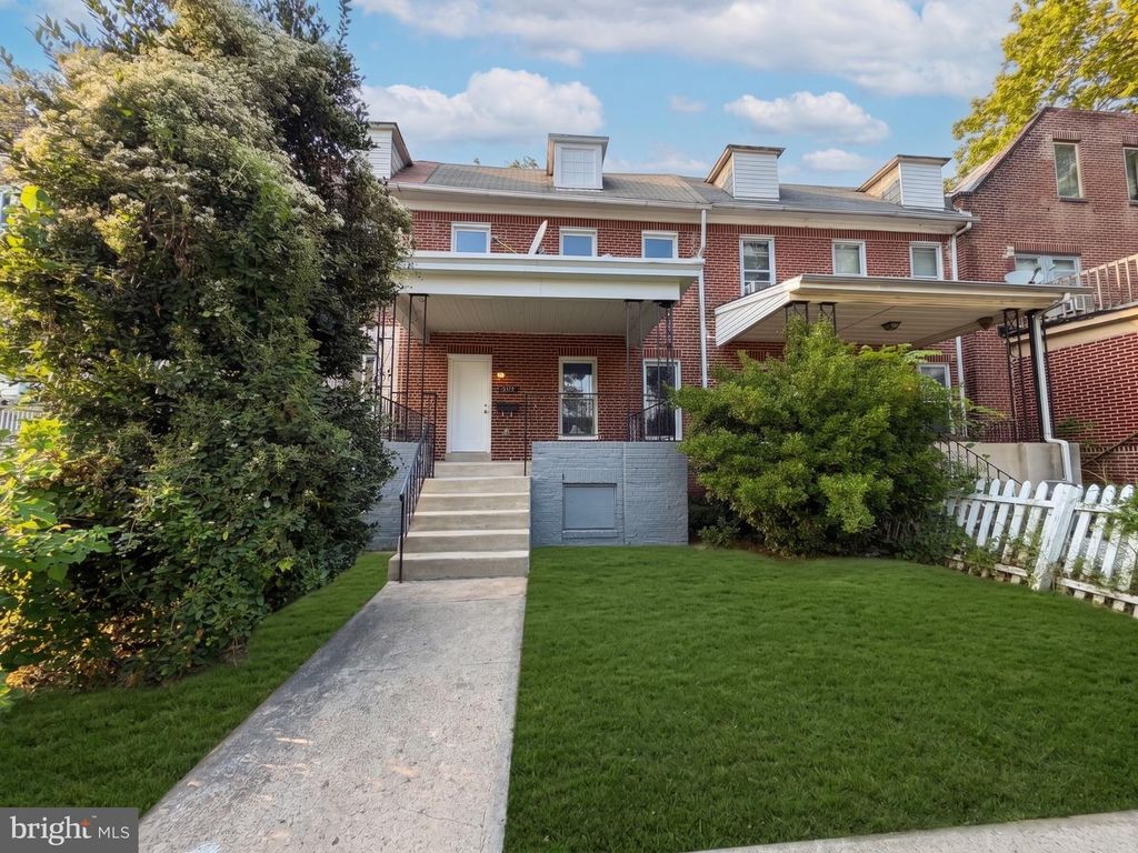 3706 WOODHAVEN AVE, Baltimore, MD 21216