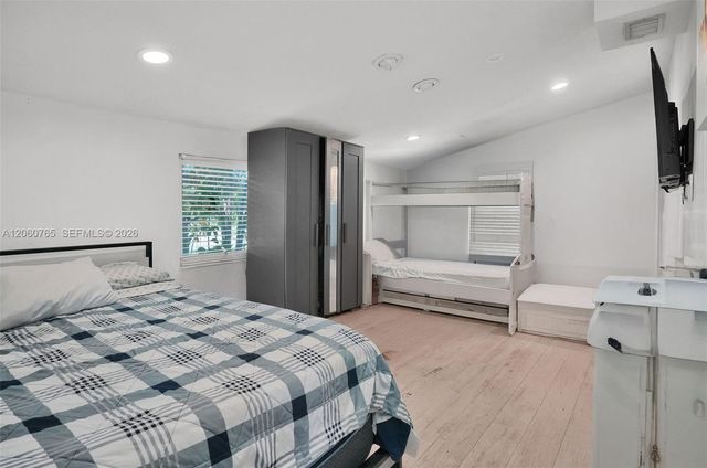 201 N 68th Way, Hollywood, FL 33024