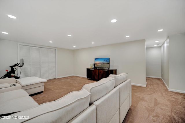 3503 Scarecrow Court, Freehold, NJ 07728