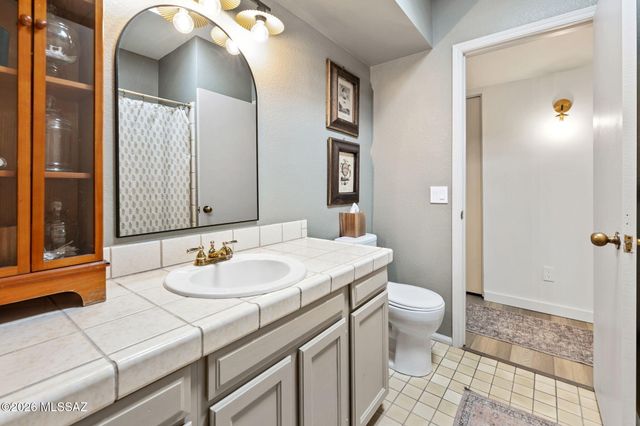 6777 E Dorado Court, Tucson, AZ 85715